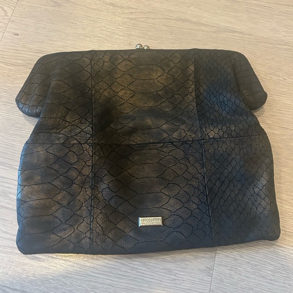 Coccinelle Clutch Bag Iridescent Gray/Black Soft Leather - Picture 3 of 5